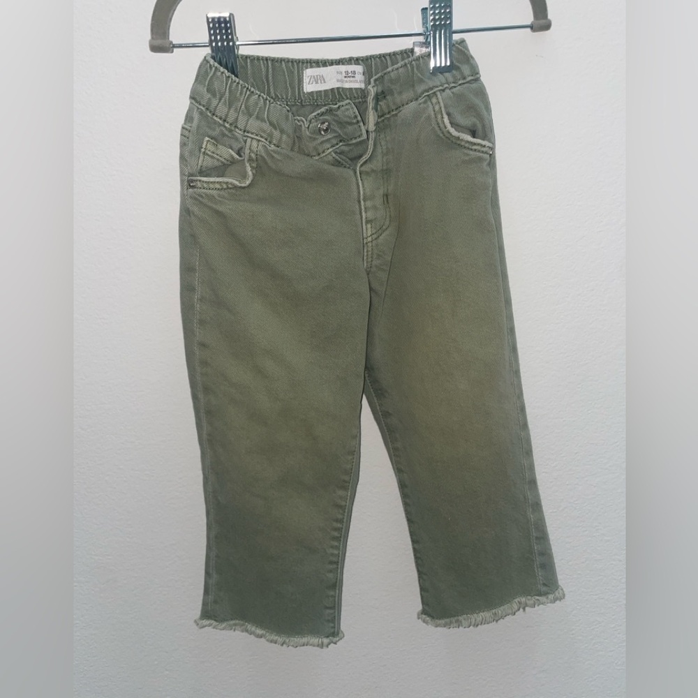 Zara Kids 12-18 month olive green Jeans